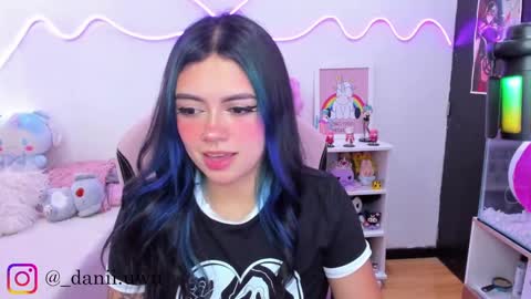 Snapshot of cute_dani__ chatting on 09-10-25, 09:04 Dani  online show from 09-10-25, 09:04