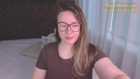 Everyday stream in the same time online show from 05-13-26, 01:36