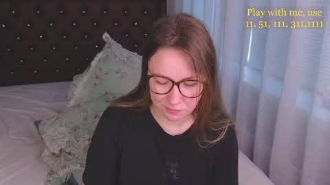 Everyday stream in the same time online show from 06-09-26, 01:28