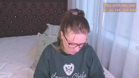 Everyday stream in the same time online show from 07-15-26, 01:22
