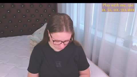Everyday stream in the same time online show from 07-20-26, 01:20