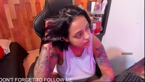    Independent Model online show from 10-01-25, 01:00