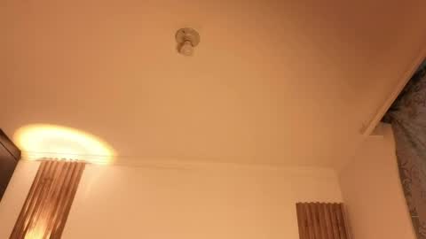 Emma online show from 04-17-26, 11:02