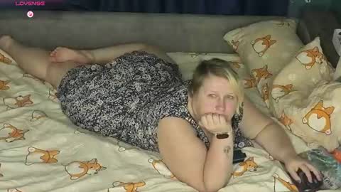 Snapshot of cute_hanna_bbw chatting on 07-20-26, 08:55 Hanna online show from 07-20-26, 08:55