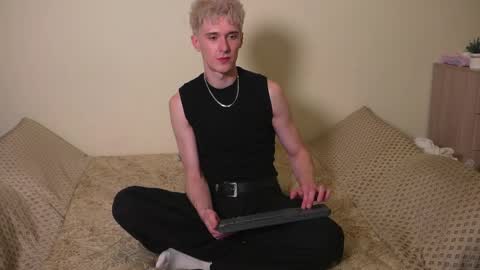 ToniDaniel online show from 05-27-26, 06:27