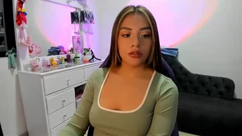 Snapshot of cute_katy__ chatting on 07-19-26, 02:04 Katherine Independent model online show from 07-19-26, 02:04