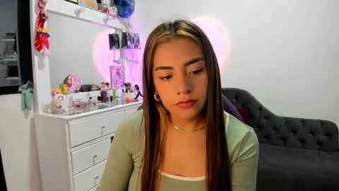 Snapshot of cute_katy__ chatting on 07-20-26, 03:10 Katherine Independent model online show from 07-20-26, 03:10