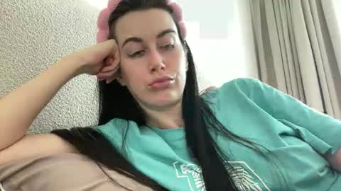 Snapshot of cute_kriss94 chatting on 04-26-26, 11:08 cute_kriss94 online show from 04-26-26, 11:08