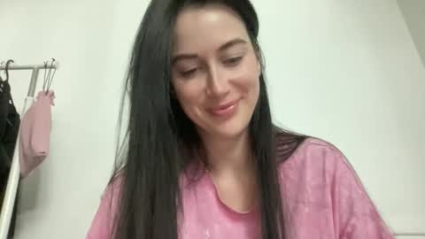 Snapshot of cute_kriss94 chatting on 05-06-26, 08:36 cute_kriss94 online show from 05-06-26, 08:36