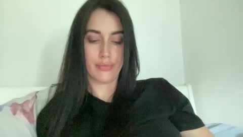 Snapshot of cute_kriss94 chatting on 05-22-26, 04:45 cute_kriss94 online show from 05-22-26, 04:45