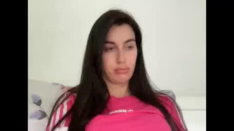 Snapshot of cute_kriss94 chatting on 05-28-26, 04:26 cute_kriss94 online show from 05-28-26, 04:26