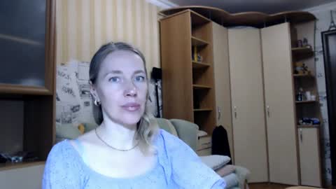 cute_lion_ online show from 06-13-26, 11:41