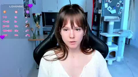 Emily online show from 08-07-26, 06:26