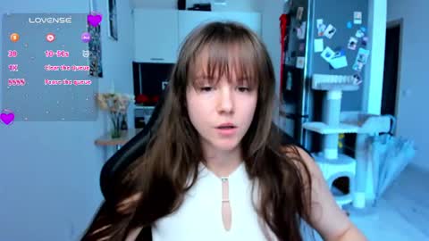 Emily online show from 08-09-26, 04:39