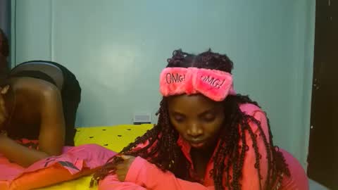 cute_lorna online show from 04-17-26, 11:41