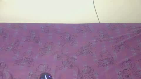 Snapshot of cute_love11 chatting on 10-23-25, 09:57 sale AND OCHI online show from 10-23-25, 09:57