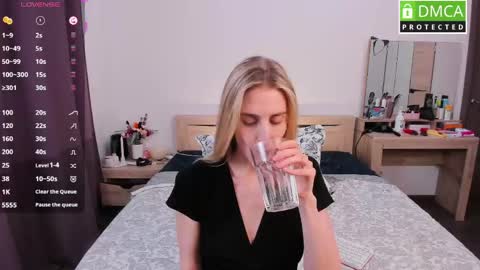 Milana online show from 04-14-26, 12:44