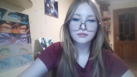 Snapshot of cute_minx chatting on 02-03-26, 06:02 Veronica online show from 02-03-26, 06:02