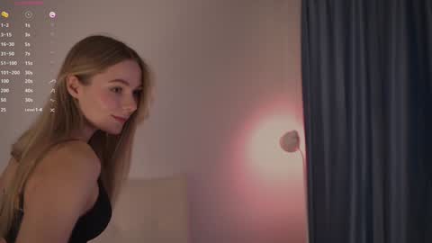 Snapshot of cute_pie_an chatting on 01-09-25, 06:15 AN online show from 01-09-25, 06:15