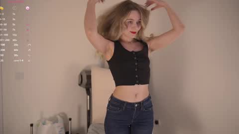 Snapshot of cute_pie_an chatting on 02-26-25, 07:05 AN online show from 02-26-25, 07:05