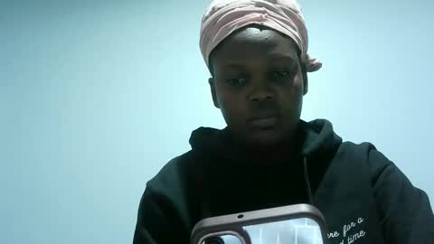 Snapshot of cute_roxie chatting on 02-11-25, 09:09 cute_roxie online show from 02-11-25, 09:09