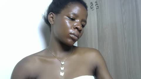 Snapshot of cute_sexy3 chatting on 01-23-25, 08:56 SHARON online show from 01-23-25, 08:56