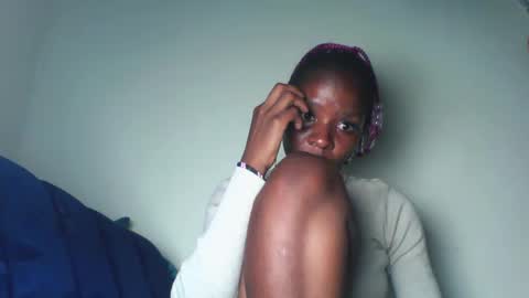 Snapshot of cute_sexy3 chatting on 02-15-26, 07:32 SHARON online show from 02-15-26, 07:32