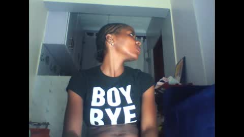 Snapshot of cute_sexy3 chatting on 03-29-26, 06:41 SHARON online show from 03-29-26, 06:41