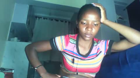 Snapshot of cute_sexy3 chatting on 04-13-26, 10:15 SHARON online show from 04-13-26, 10:15