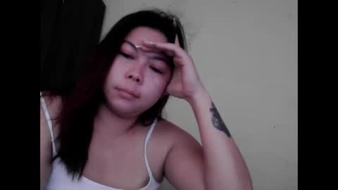 Snapshot of cute_slut09 chatting on 05-04-26, 08:32 Mimi online show from 05-04-26, 08:32