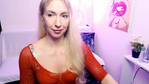 cute_smile_shy online show from 04-10-26, 09:41