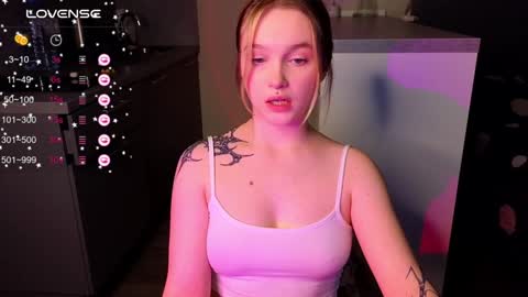 Sue online show from 12-11-24, 01:28