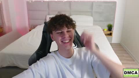 Thomas -  online show from 12-16-24, 06:27