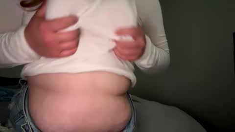 Snapshot of cuteandchubbybaby chatting on 02-27-26, 01:05 cuteandchubbybaby online show from 02-27-26, 01:05