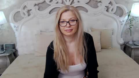 cuteangelina18 online show from 05-07-26, 02:17