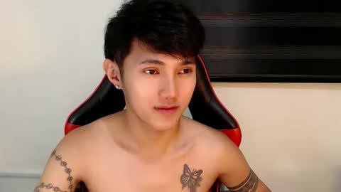 Steph online show from 06-10-26, 05:23