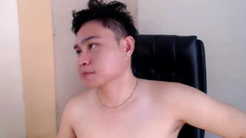 cuteasianlee online show from 02-07-26, 02:37