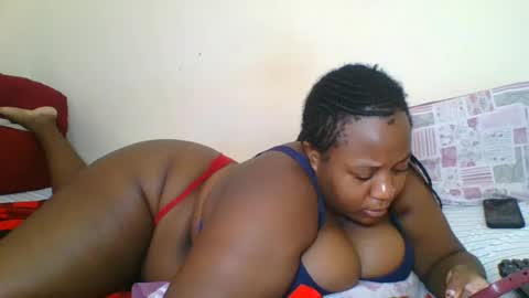 Snapshot of cuteaurel chatting on 06-18-26, 08:25 AURELIA online show from 06-18-26, 08:25