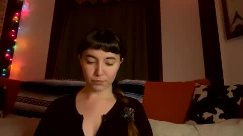 Snapshot of cuteballoons chatting on 01-02-25, 12:55 CuteBalloons online show from 01-02-25, 12:55