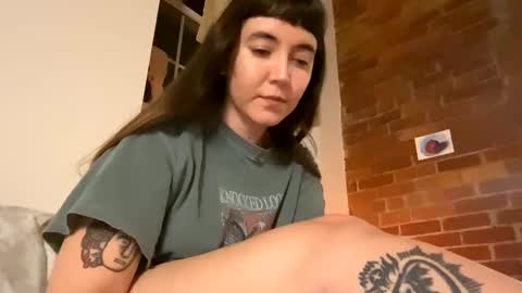 Snapshot of cuteballoons chatting on 02-02-25, 01:12 CuteBalloons online show from 02-02-25, 01:12