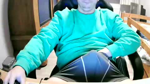 Cuteboy090 online show from 12-03-25, 02:59