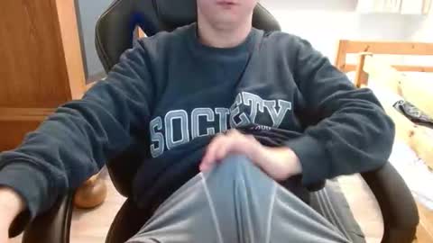 Cuteboy090 online show from 04-22-26, 04:30
