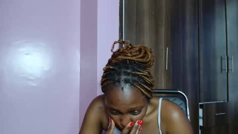 Snapshot of cutebuu chatting on 11-22-25, 08:57 cutebuu online show from 11-22-25, 08:57