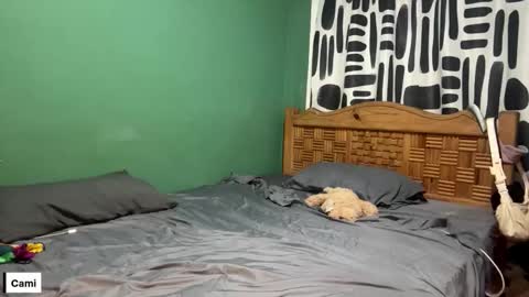 Snapshot of cutecamila1 chatting on 02-12-26, 12:16 Cami online show from 02-12-26, 12:16