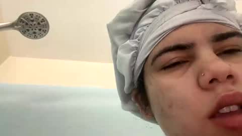 loveolots online show from 11-17-25, 07:19