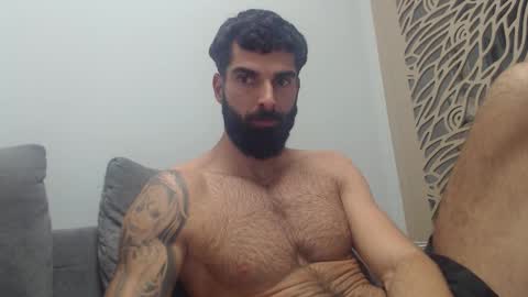 cuteeboy online show from 12-01-25, 06:46