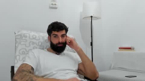 cuteeboy online show from 12-19-25, 10:17