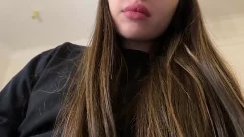 Elsa online show from 02-19-25, 03:49