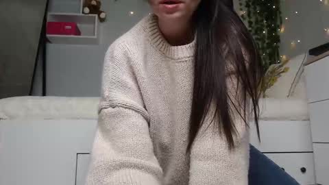 Anna online show from 03-25-26, 09:59