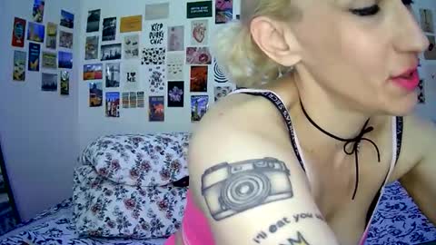 Bella online show from 02-04-26, 04:29